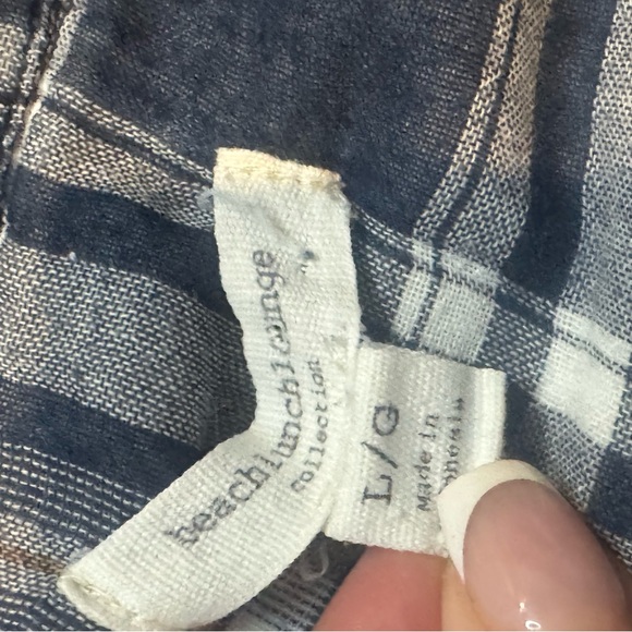 beachlunchlounge Navy and White Plaid Button-Down Shirt - Picture 4 of 6